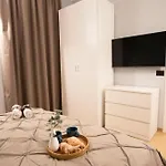 Residenza Plana 아파트 *